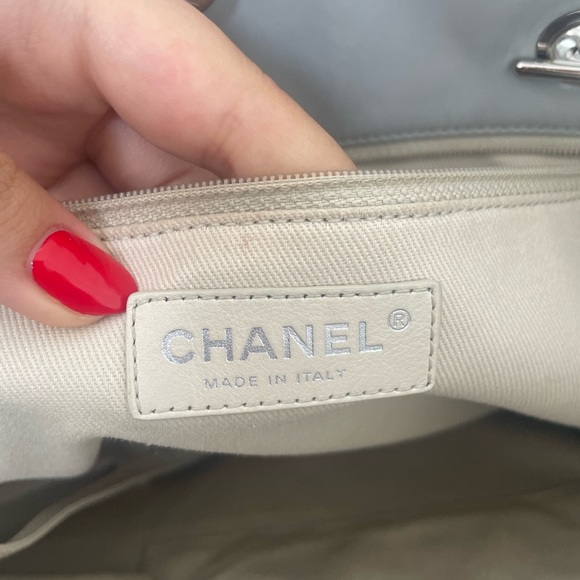 SOLD Chanel Vinyl Quilted In The Business North South Tote Light Grey - Picture 7 of 13